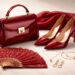 découvrez les accessoires indispensables pour compléter parfaitement votre tenue invitée rouge lors d'un mariage et être élégante en toute occasion.