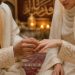 découvrez la signification profonde et les traditions liées à la bague dans le mariage islamique, un symbole important d'engagement et de respect culturel.